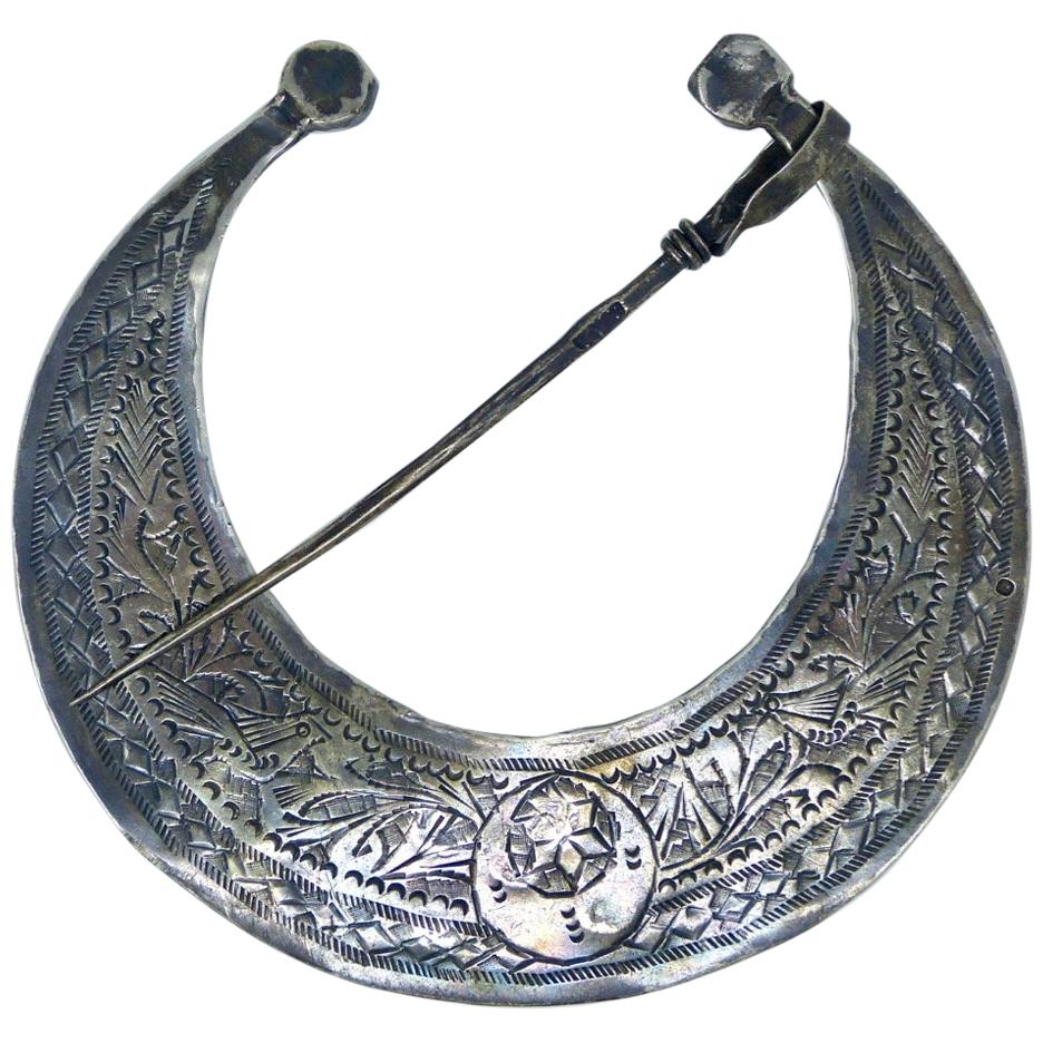 Antique Tunisian Silver Fibula HLAL Nemli Work, circa 1900 For Sale