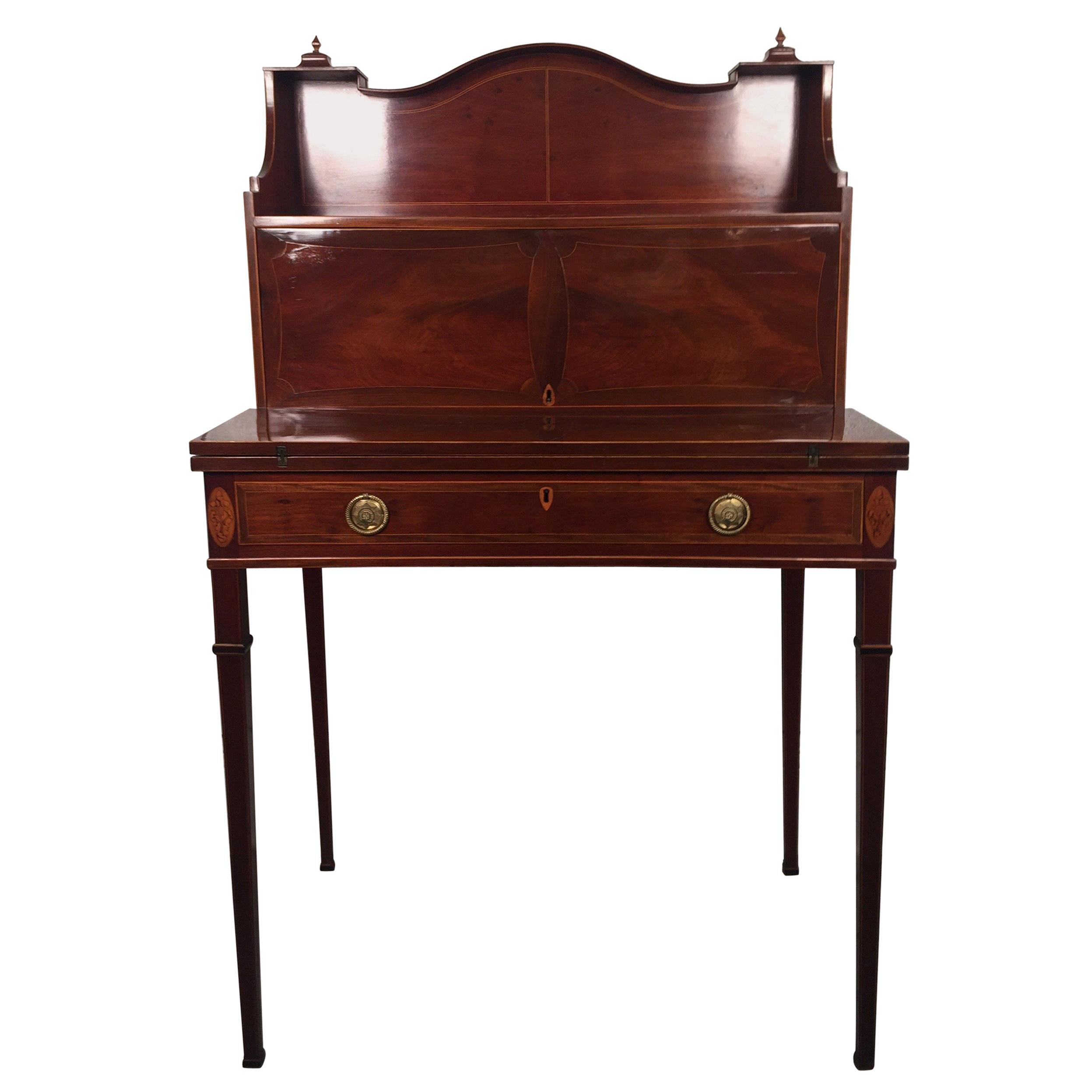 Elegant Flame Mahogany Inlaid Hepplewhite Desk