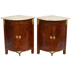 Guillaume Kemp, Pair of Corner Cabinets, Paris, 1780s