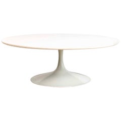 Midcentury Saarinen Style Round White Tulip Coffee Table, 1960s