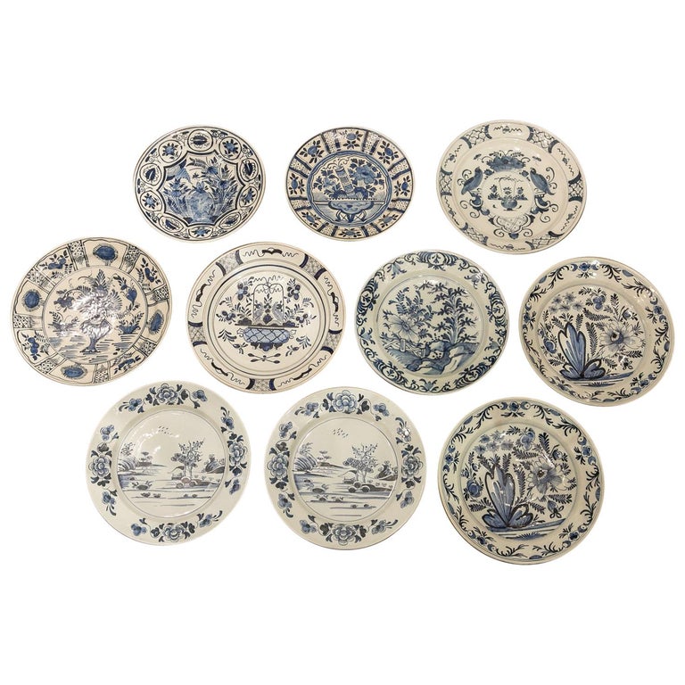 10 Delft chargers, late 18th century, offered by Bardith