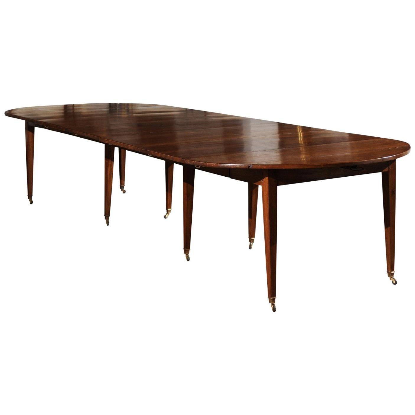 French 19th Century Walnut Oval Extension Dining Room Table with Leaves