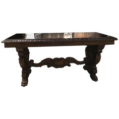 Table console espagnole en noyer foncé sculpté avec plateau en miroir