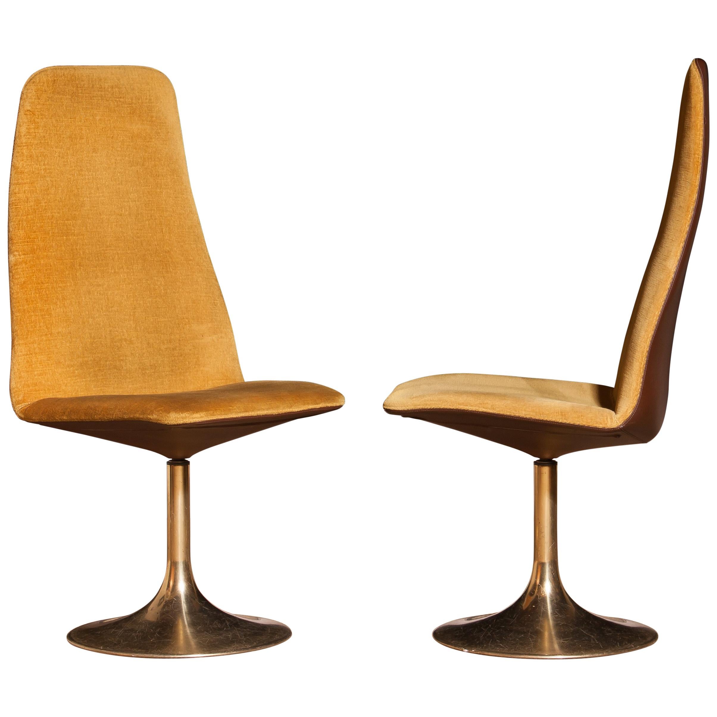 1970s, a Pair of Gold Velours and Brass Swivel Chairs by Johanson Design