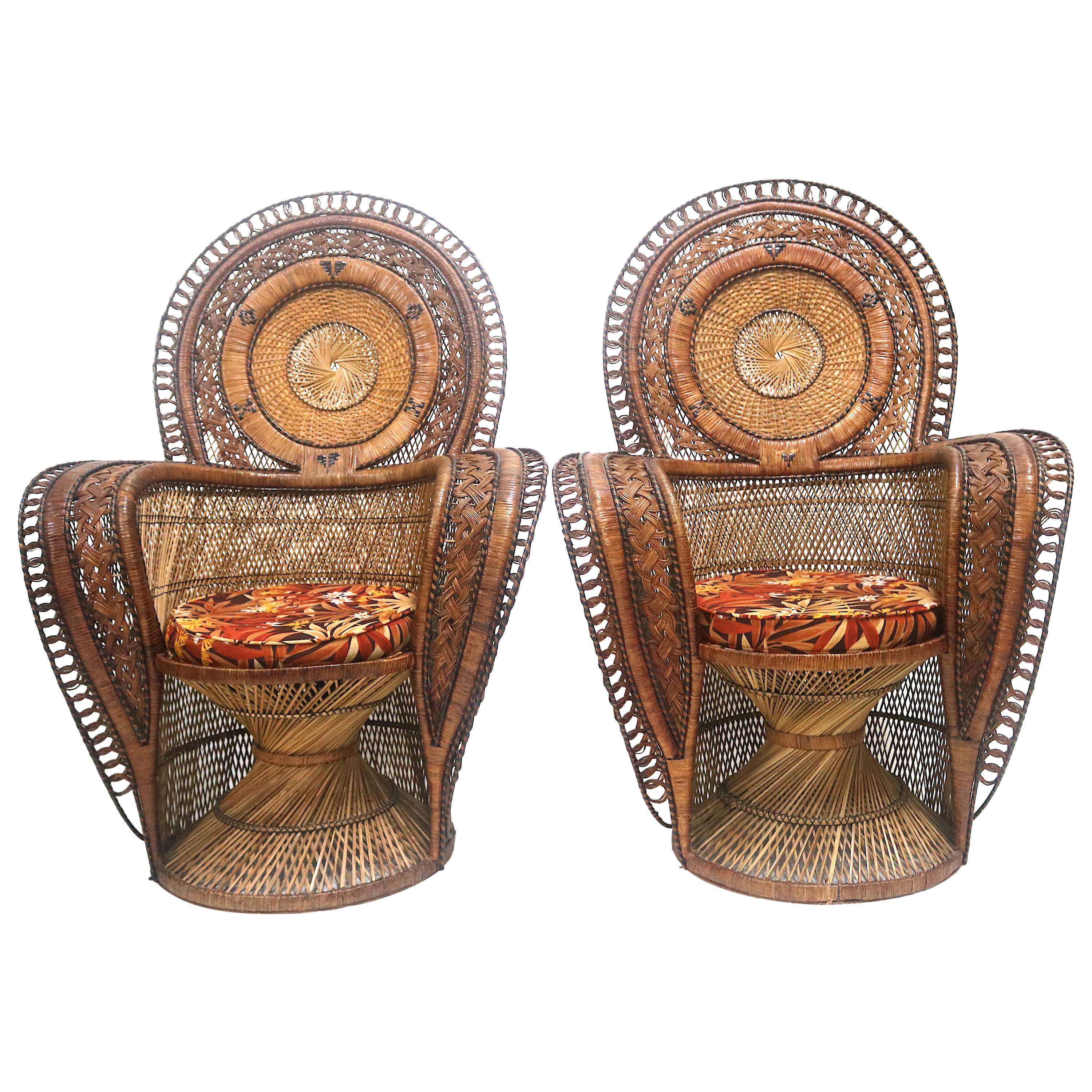 Rare Wicker Throne Peacock Chairs Medallion Back, Hollywood Glam For Sale