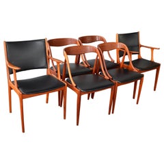 Johannes Andersen Set of 6 Danish Teak Dining Chairs with 2 Head or Armchairs