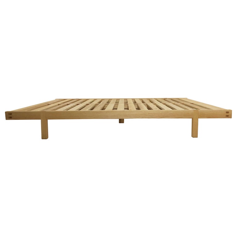 Dovetailed Platform Bed in Ash, Queen Size For Sale