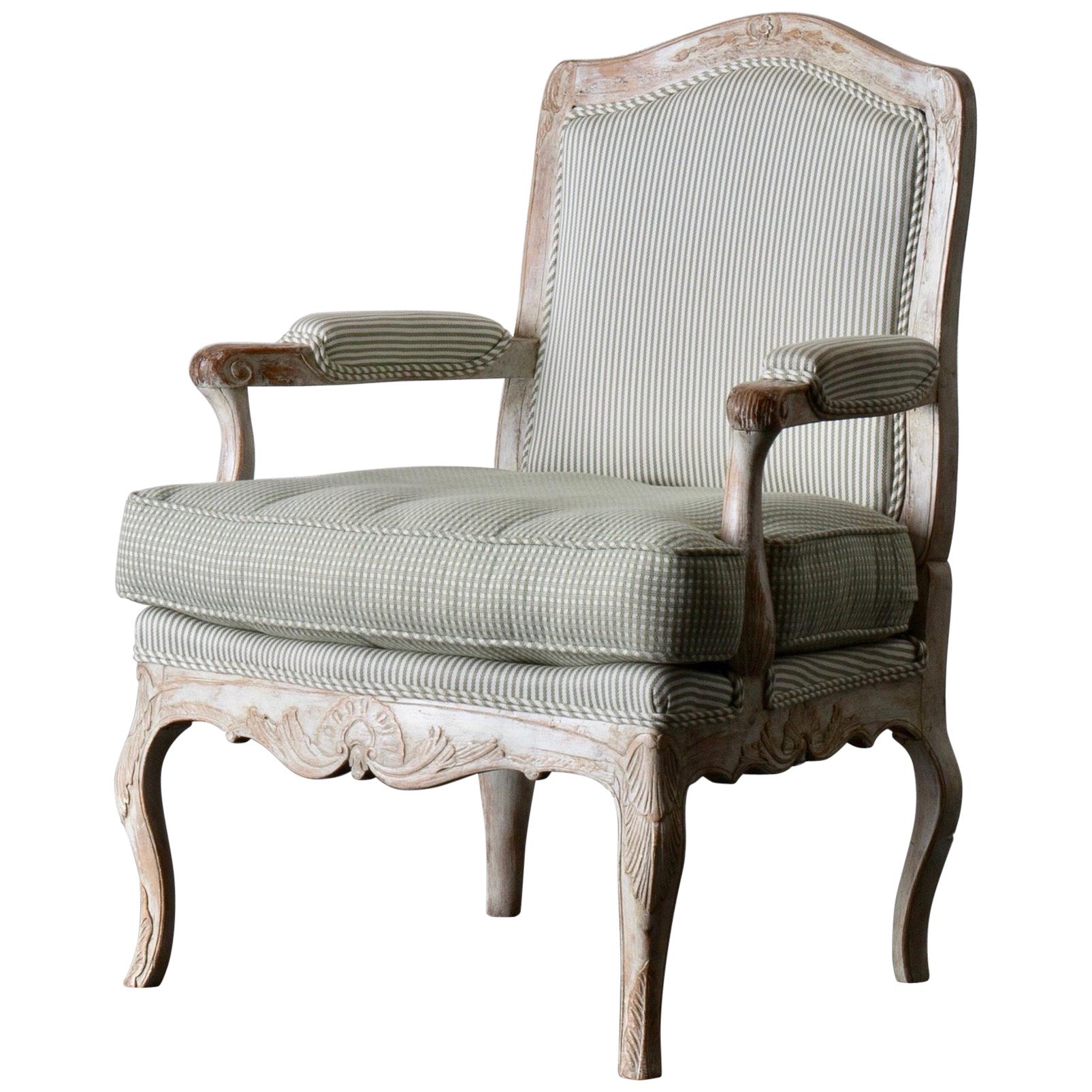 Fauteuil Rococo Suédois Blanc Vert Clair, Suède en vente