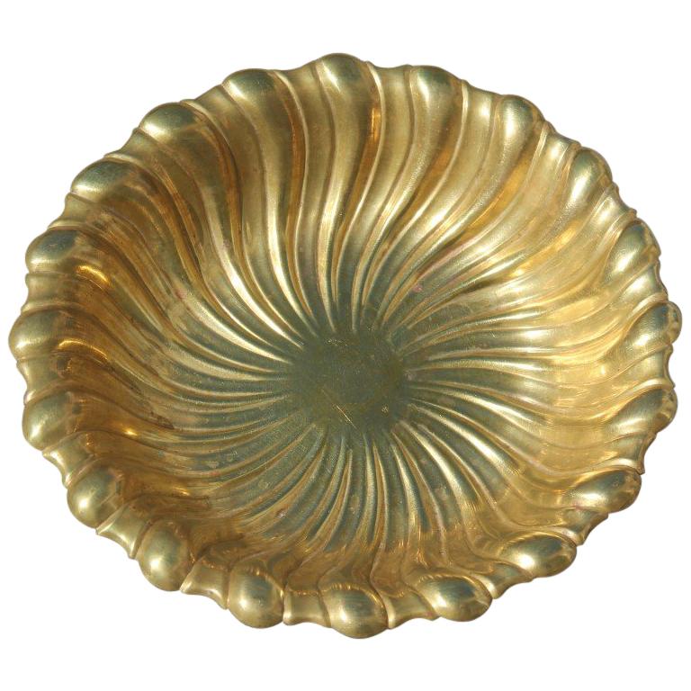 Round Brass Bowl Italian Design Classic Baroque Carved by Hand 1950 Gold For Sale