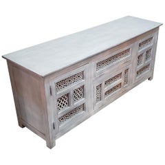 Moroccan Wooden Media Stand, Silver Wash