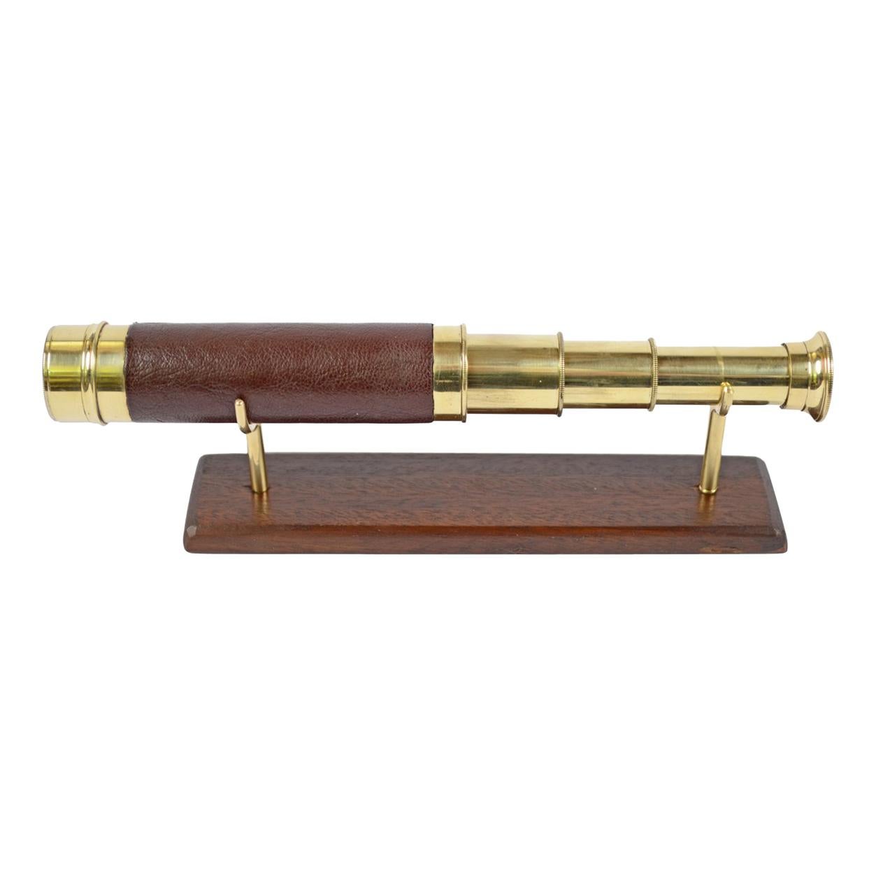 Small Brass Telescope with Leather-Covered Handle, UK, 1860