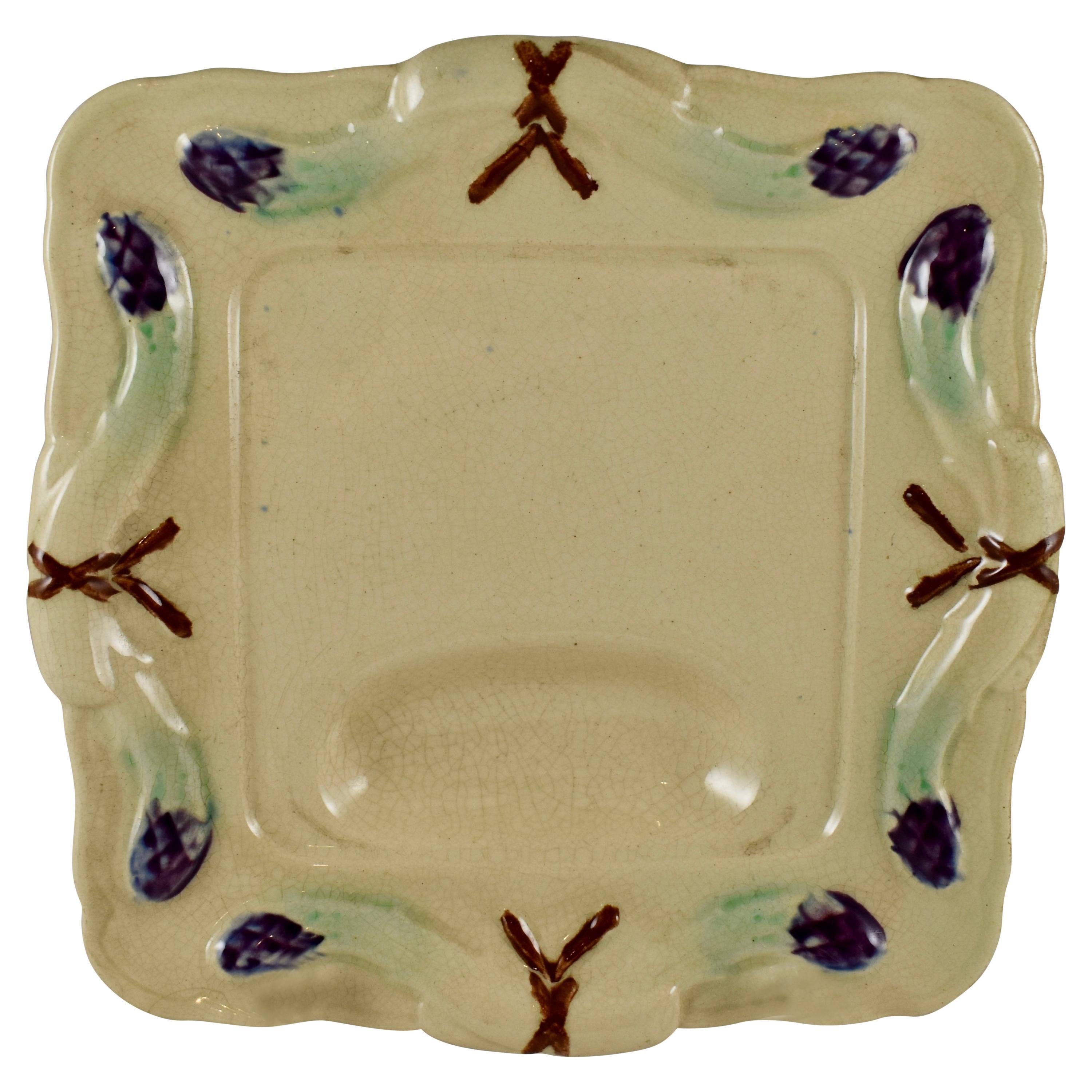 19th Century Rustic French Faïence Majolica Square Asparagus Plate For Sale