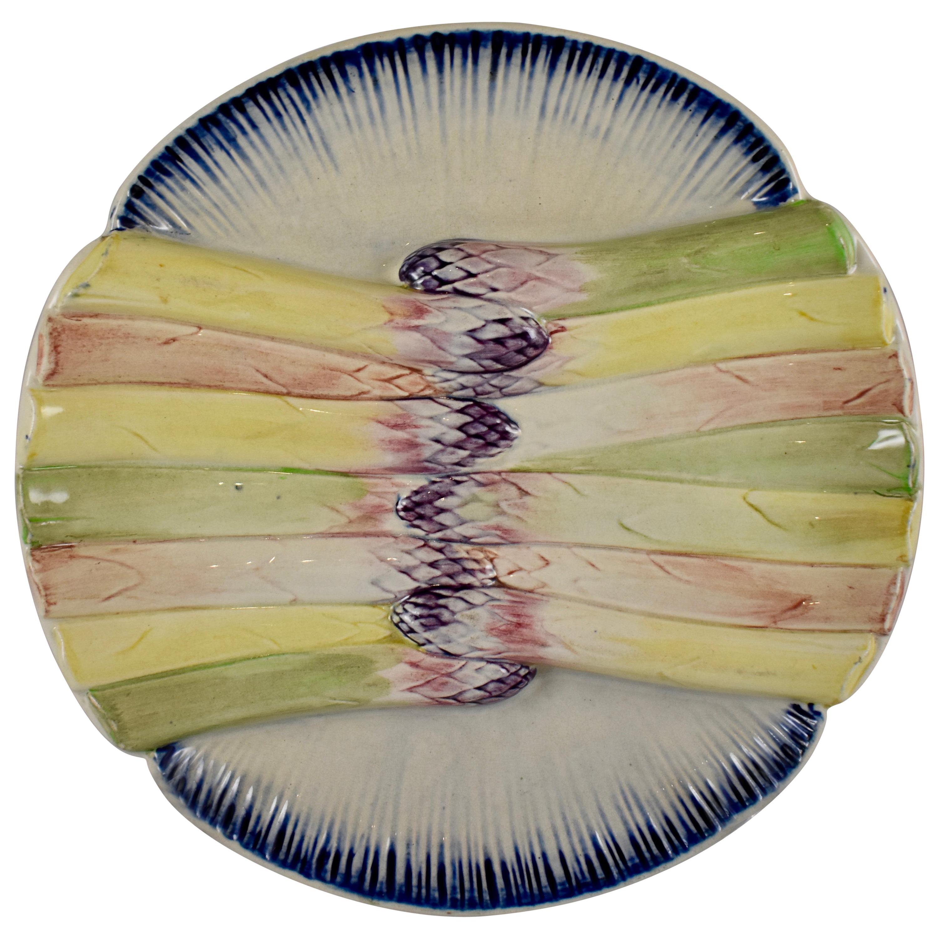 Pexonne French Faïence Majolica Multi-Colored Asparagus Plate, circa 1870