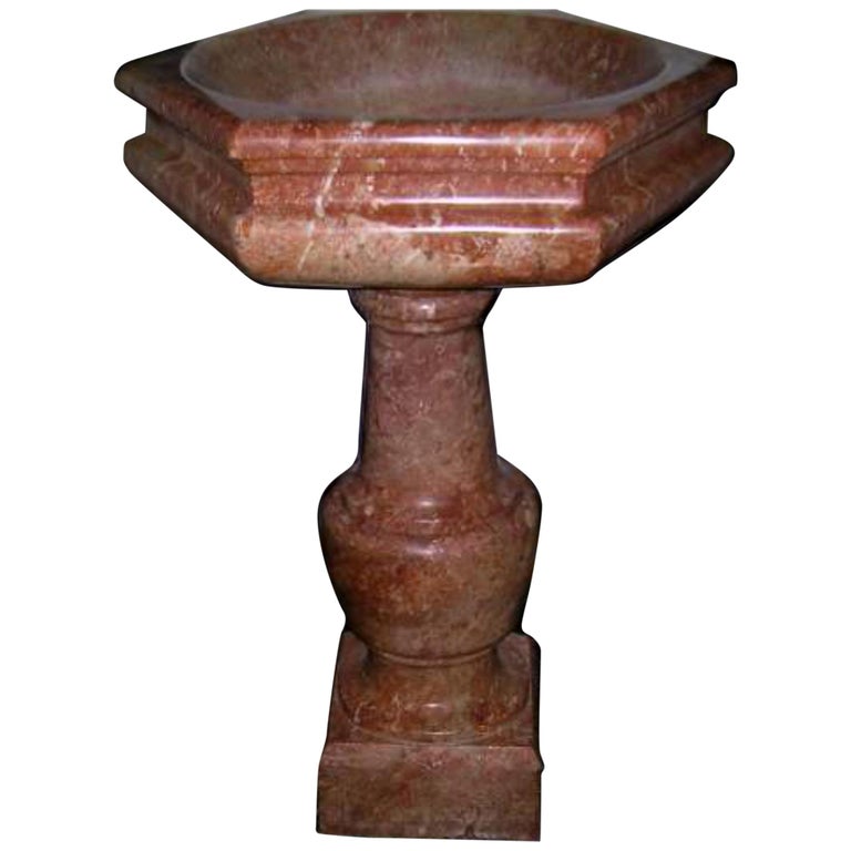 Rare Italian Font in Red Marble, 17th Century For Sale