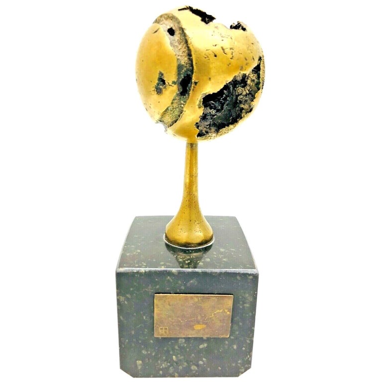 Brutalist Signed Tennis-Ball Bronze Sculpture on Marble Base, German, 1970s For Sale