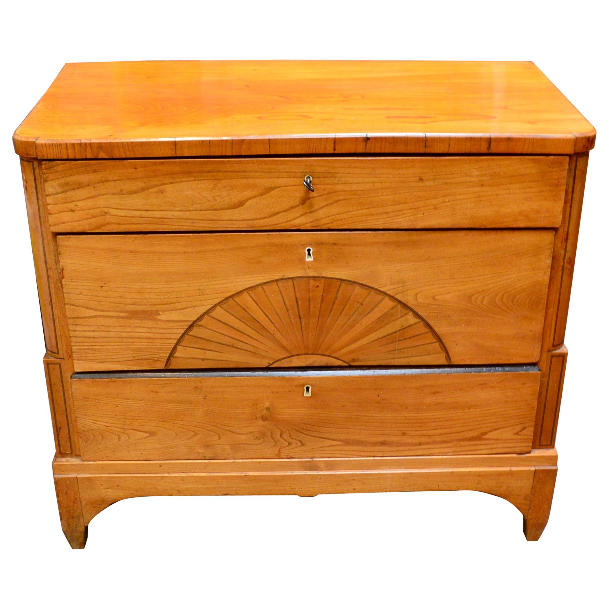 Danish Early 19th Century Biedermeier Pine Dresser