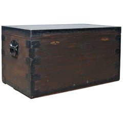 Antique Steamer Trunk:: Marine:: English:: Travel:: Ship's Chest:: Metal Lined