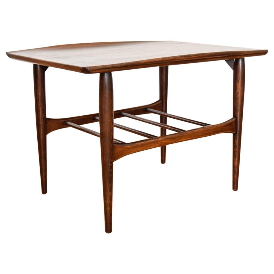 Mid-Century Modern Bassett Artisan Walnut Wood End Table