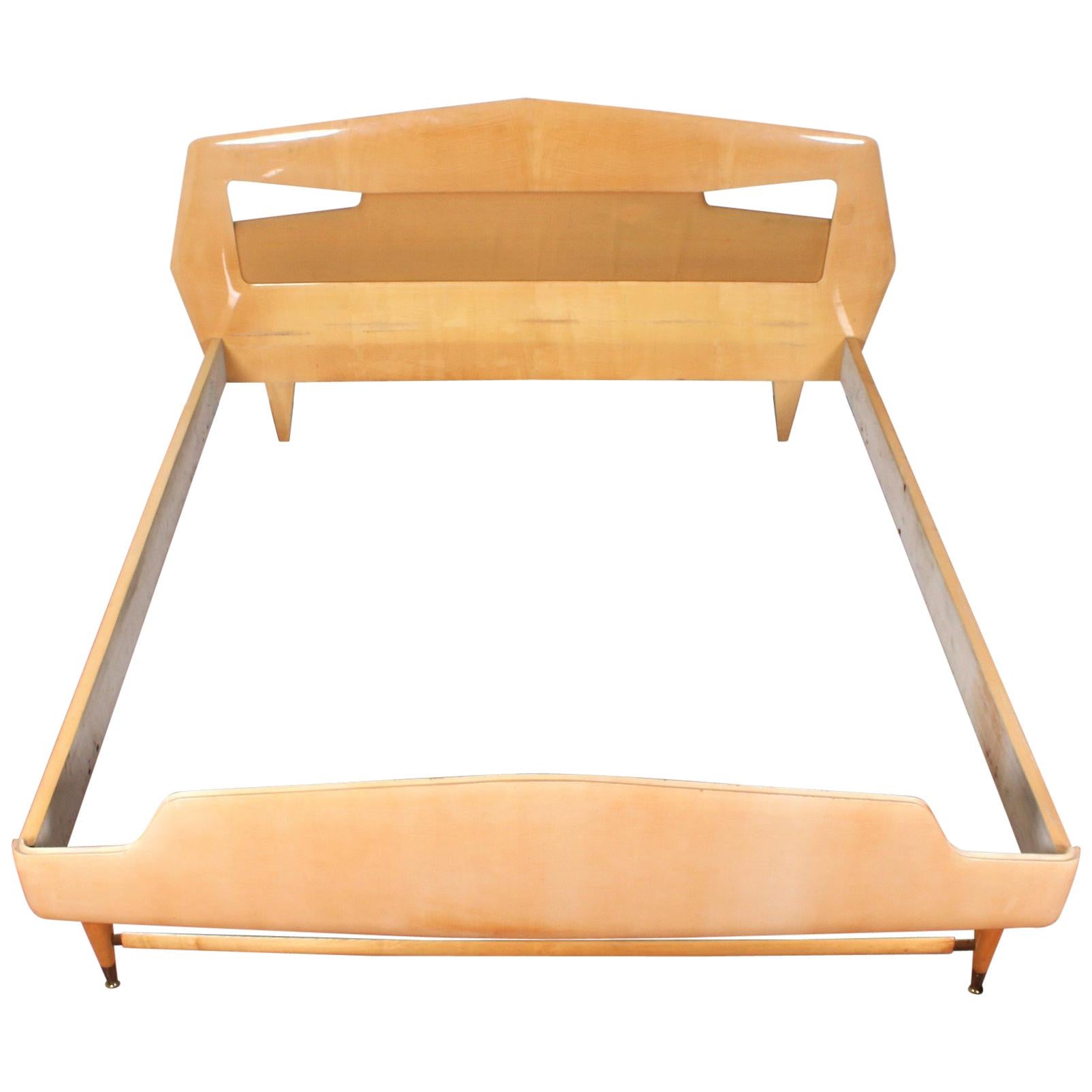  Midcentury  maple wood Double Bed Silvio Cavatorta for Dassi  Italy 60s