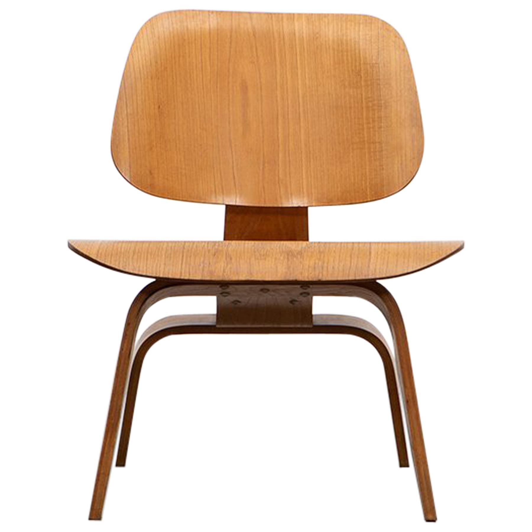 1940s Ash Plywood LCW Chair by Charles & Ray Eames "F"