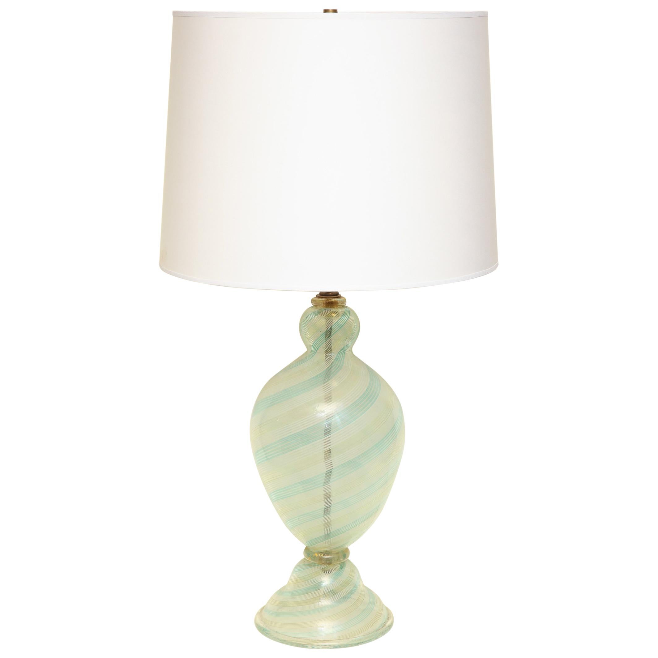 Fratelli Toso Table Lamp Murano Art Glass Mid-Century Modern Italy, 1940s For Sale