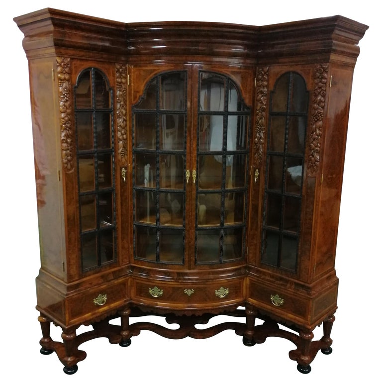 Walnut Corner Bookcase Laquer After Renovation For At 1stdibs Walnut Corner Bookcase Laquer After Renovation For