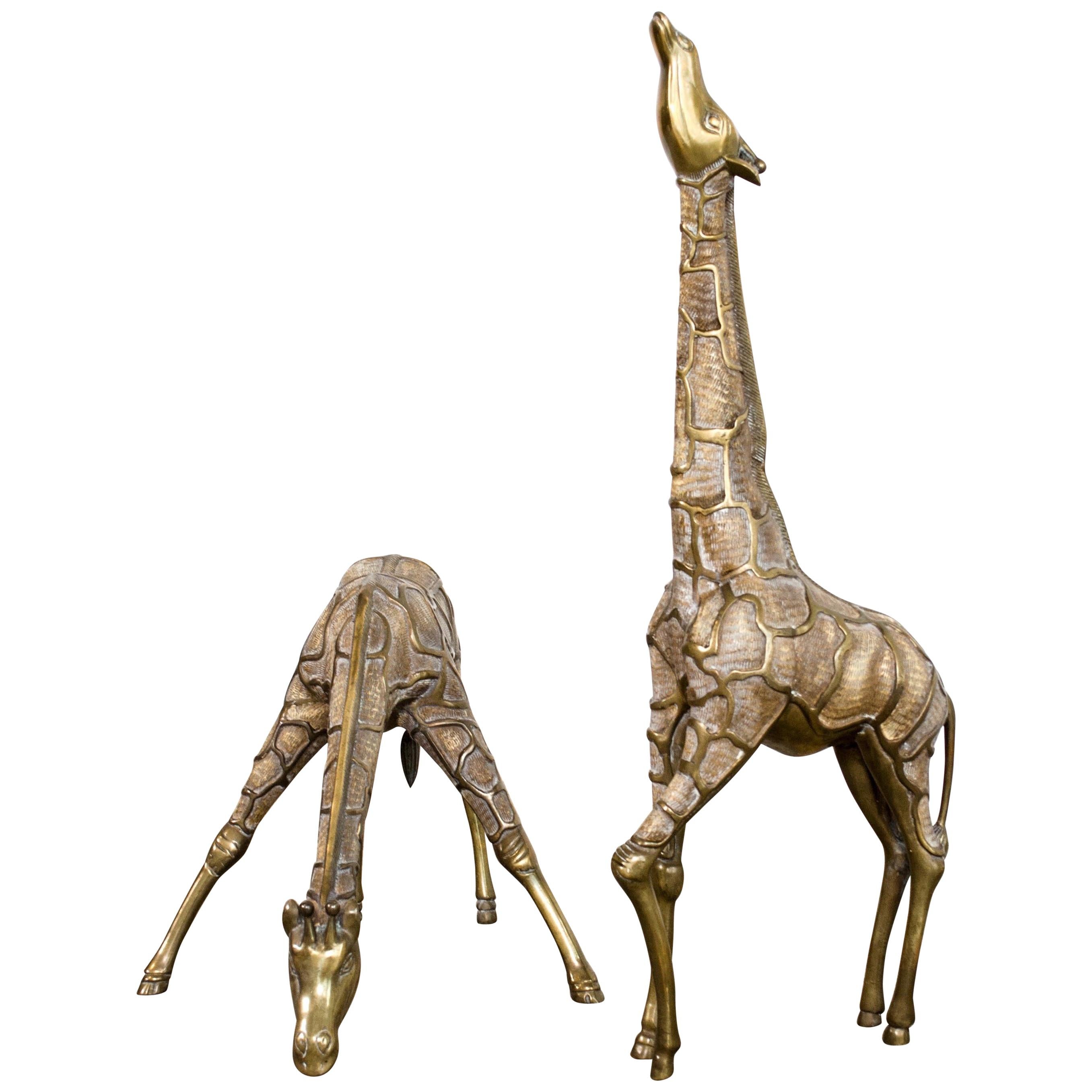 Pair of Large Mid-Century Modernist Brass Giraffe Floor Statues For Sale