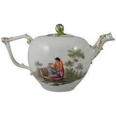 Antique Meissen Porcelain Teapot and Cover, circa 1740