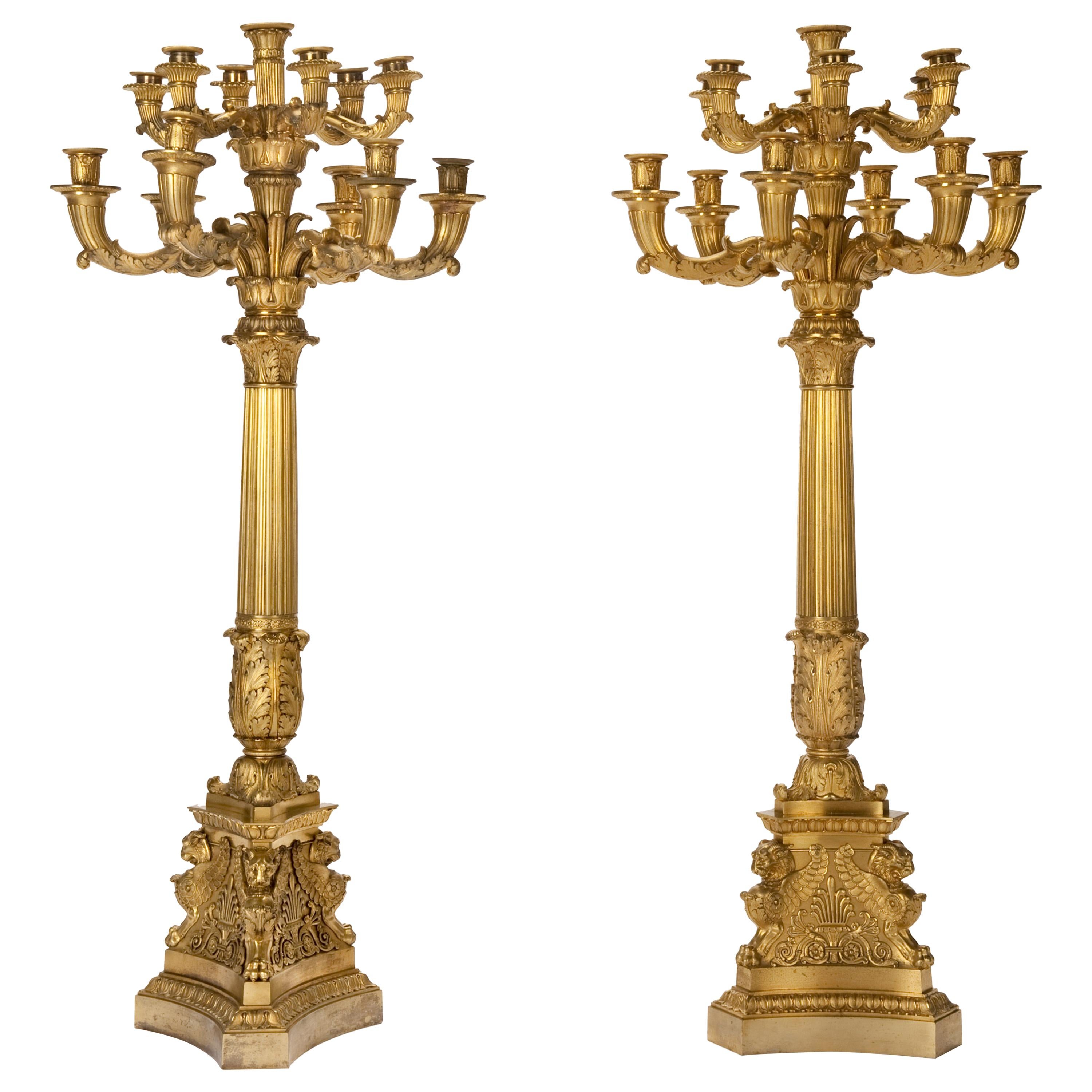 Paire de chandeliers en bronze doré français ou russes, vers 1830, 19e siècle