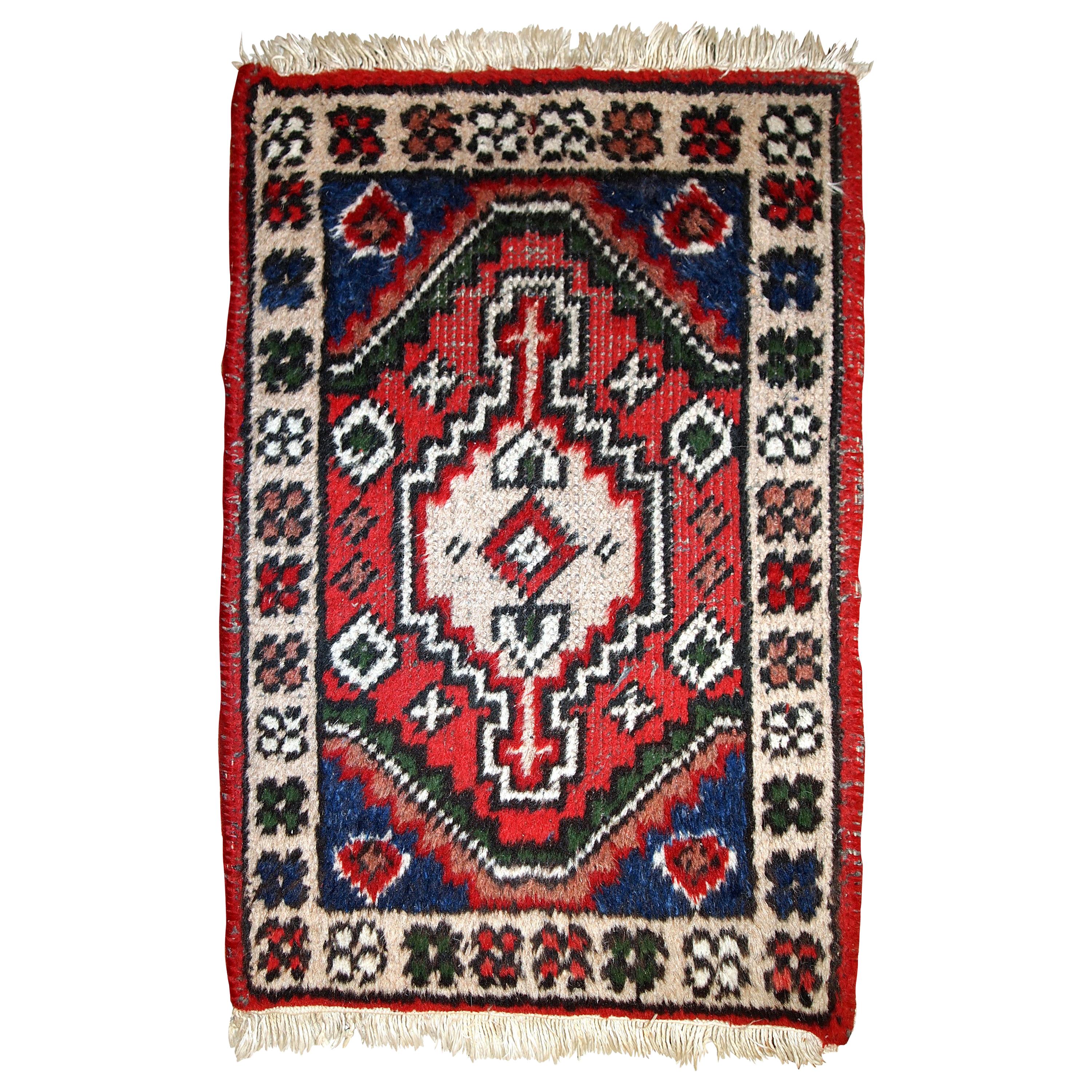 Handmade Vintage Hamadan Style Rug, 1970s, 1C613 For Sale