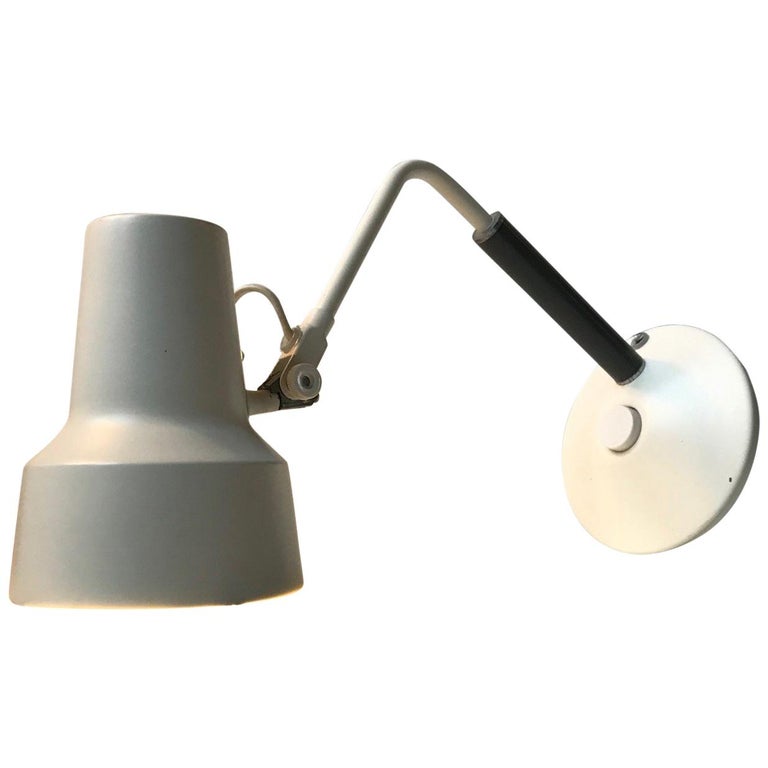 Midcentury White Desk or Wall Lamp by Jac Jacobsen for Luxo, 1960s For Sale  at 1stDibs