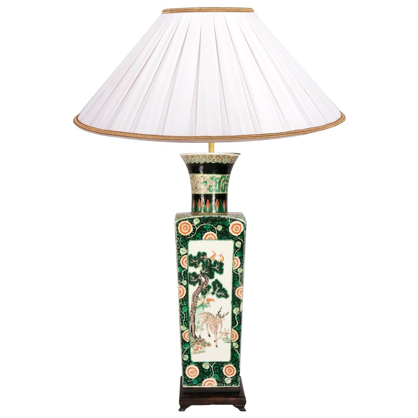 Vase ou lampe chinoise Famille Verte du 19ème siècle