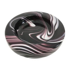 Black, White and Old Rose Ashtray /Catchall "Wave" by Carlo Moretti Italy, 1970s