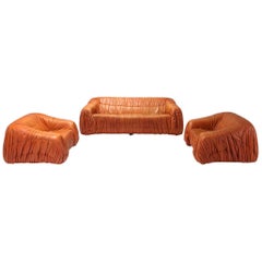 Retro Cognac Leather ‘Piumino’ Living Room Set by De Pas, D’urbino & Lomazzi