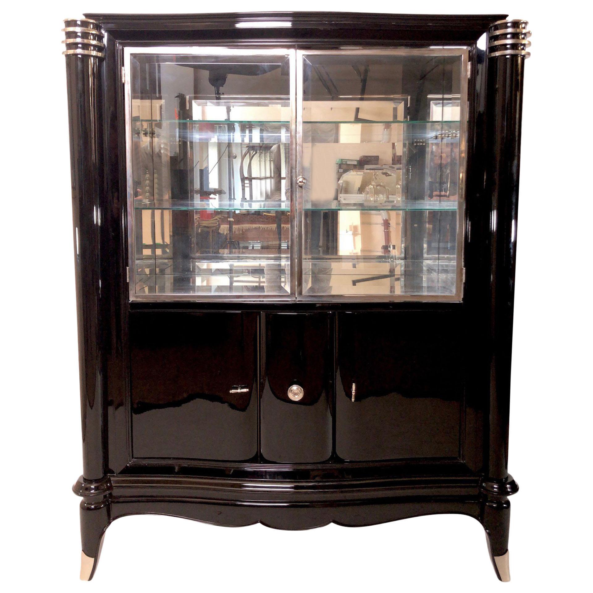 1930s Black Piano Lacquer Vitrine with Dry Bar Original French Art Deco For Sale
