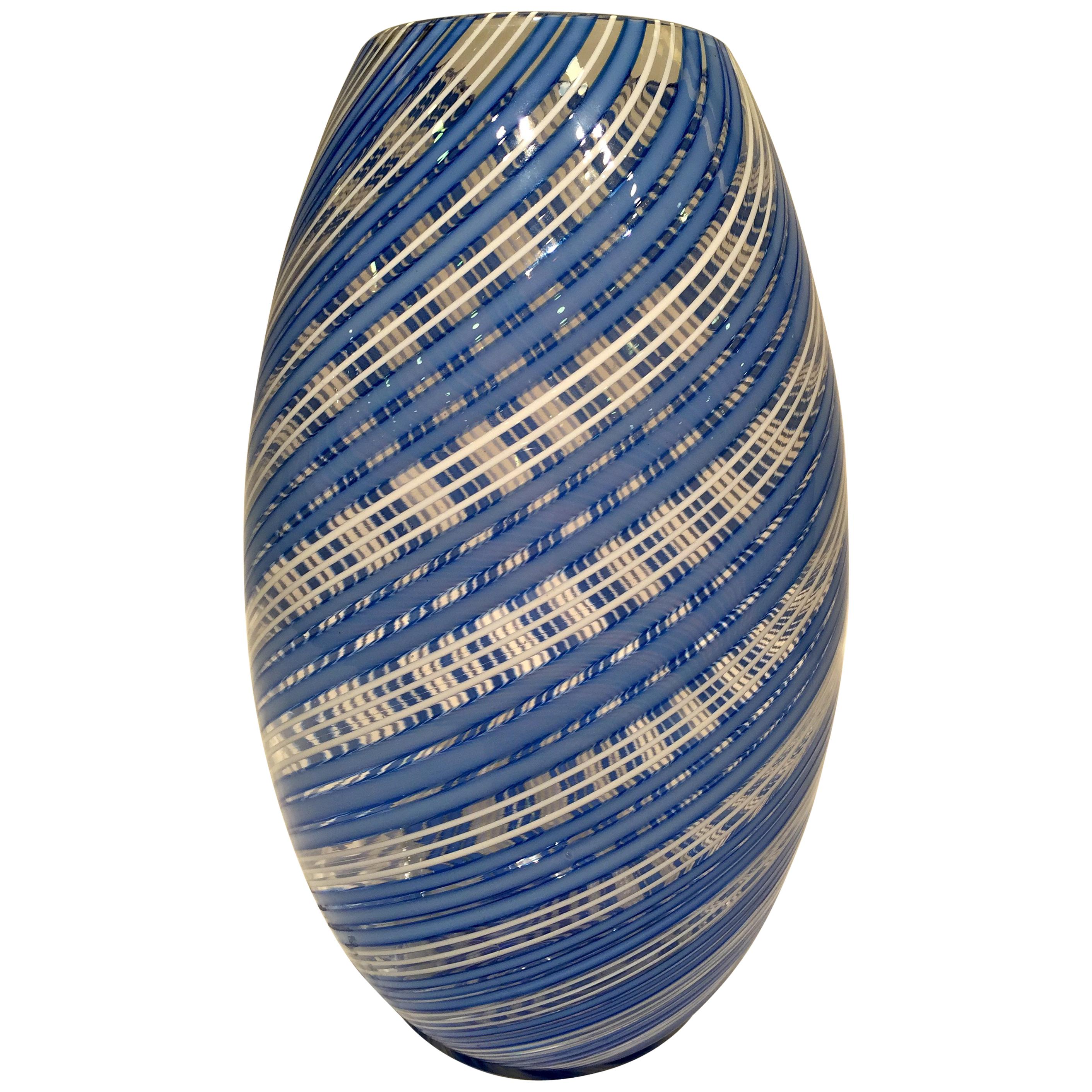 Dino Martens Murano Artistic Blown Glass Espiral Vase, circa 1950