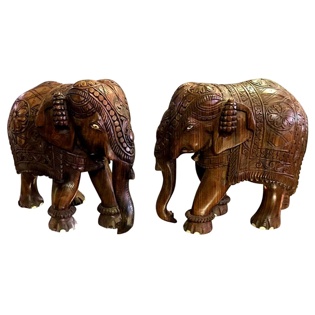 Ebony Wood Hand Carved Anglo Indian Elephant Sculpture For Sale at 1stDibs