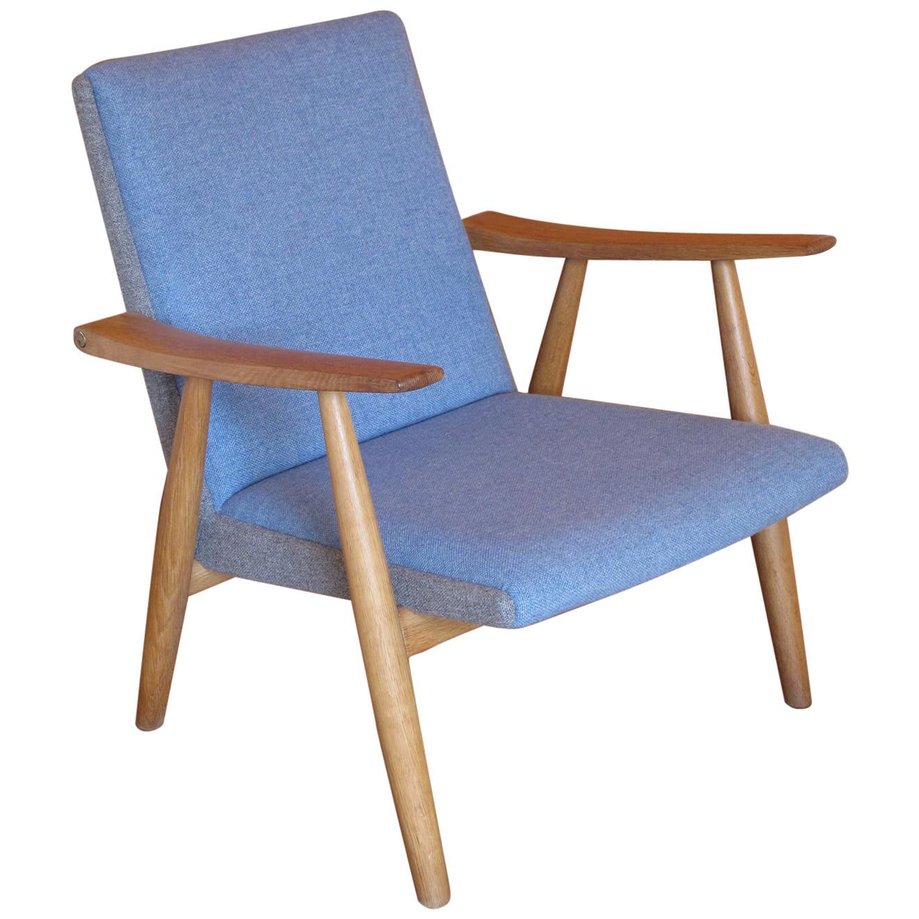 Hans Wegner GE260 Oak Chair for GETAMA