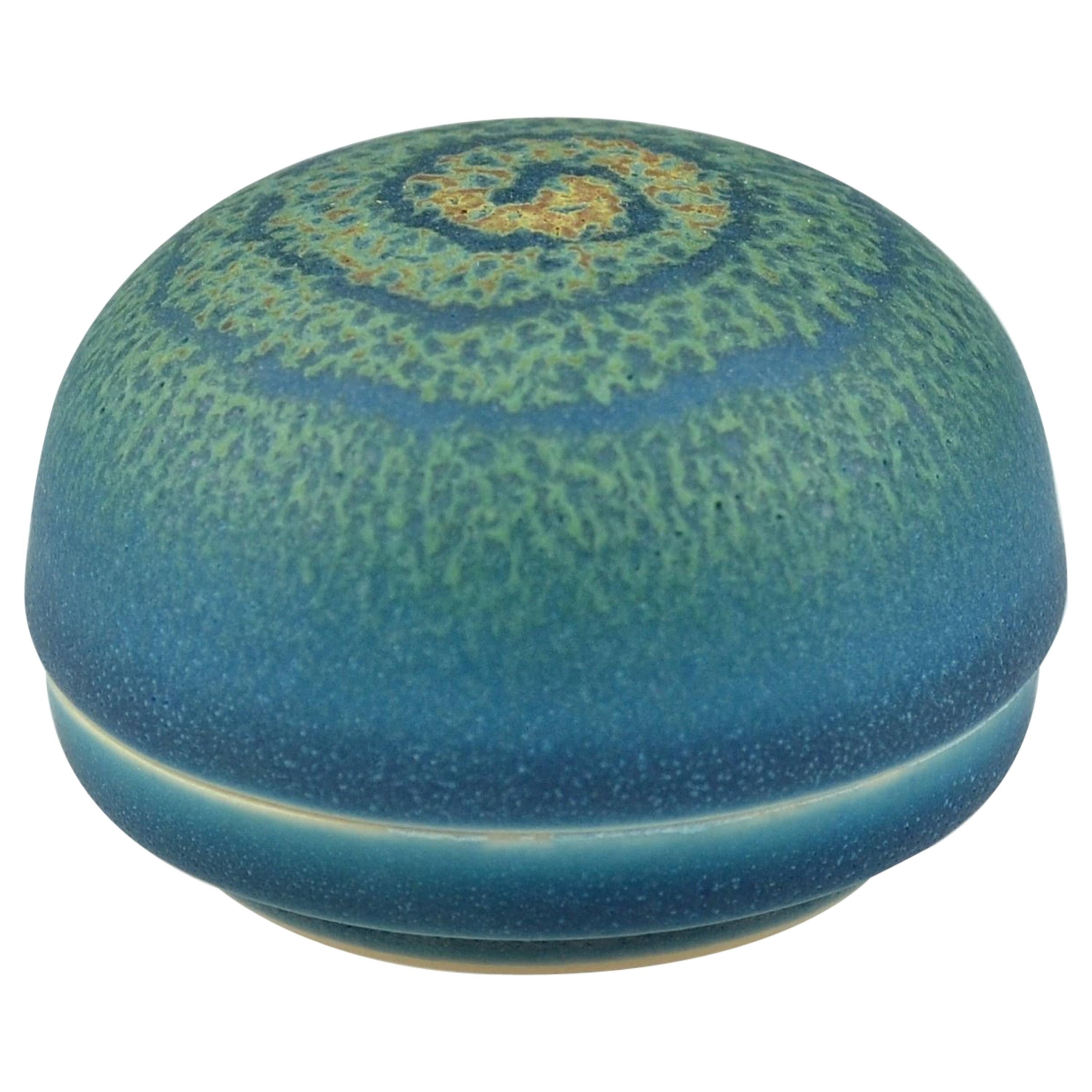 Small Lidded Box for Incence by Taniguchi Ryozo, 1926-1996 For Sale