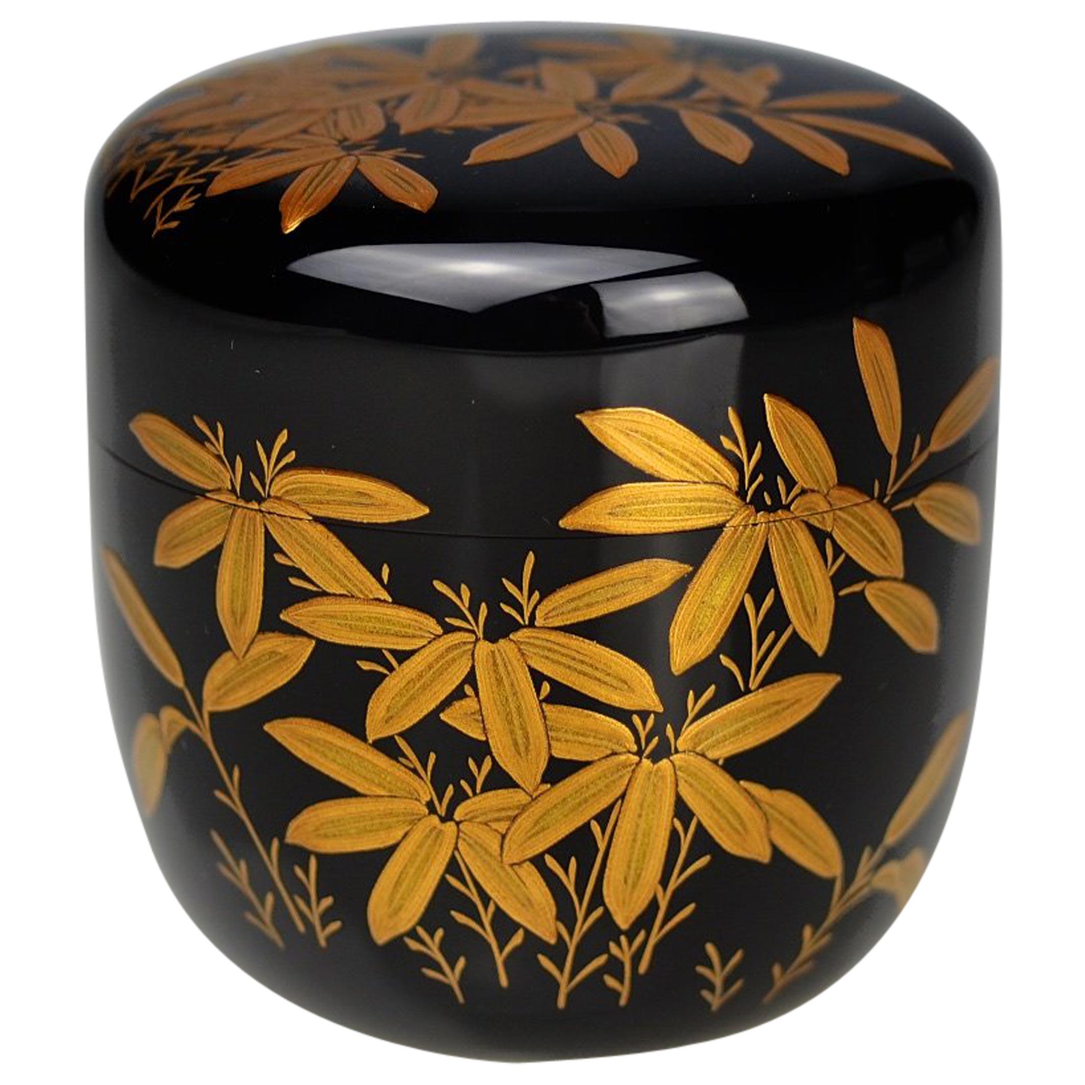 Gold Lacquer Tea Caddy with Bamboo Decor by Ippyosai VII '1942' 'Ippyo Eizo'