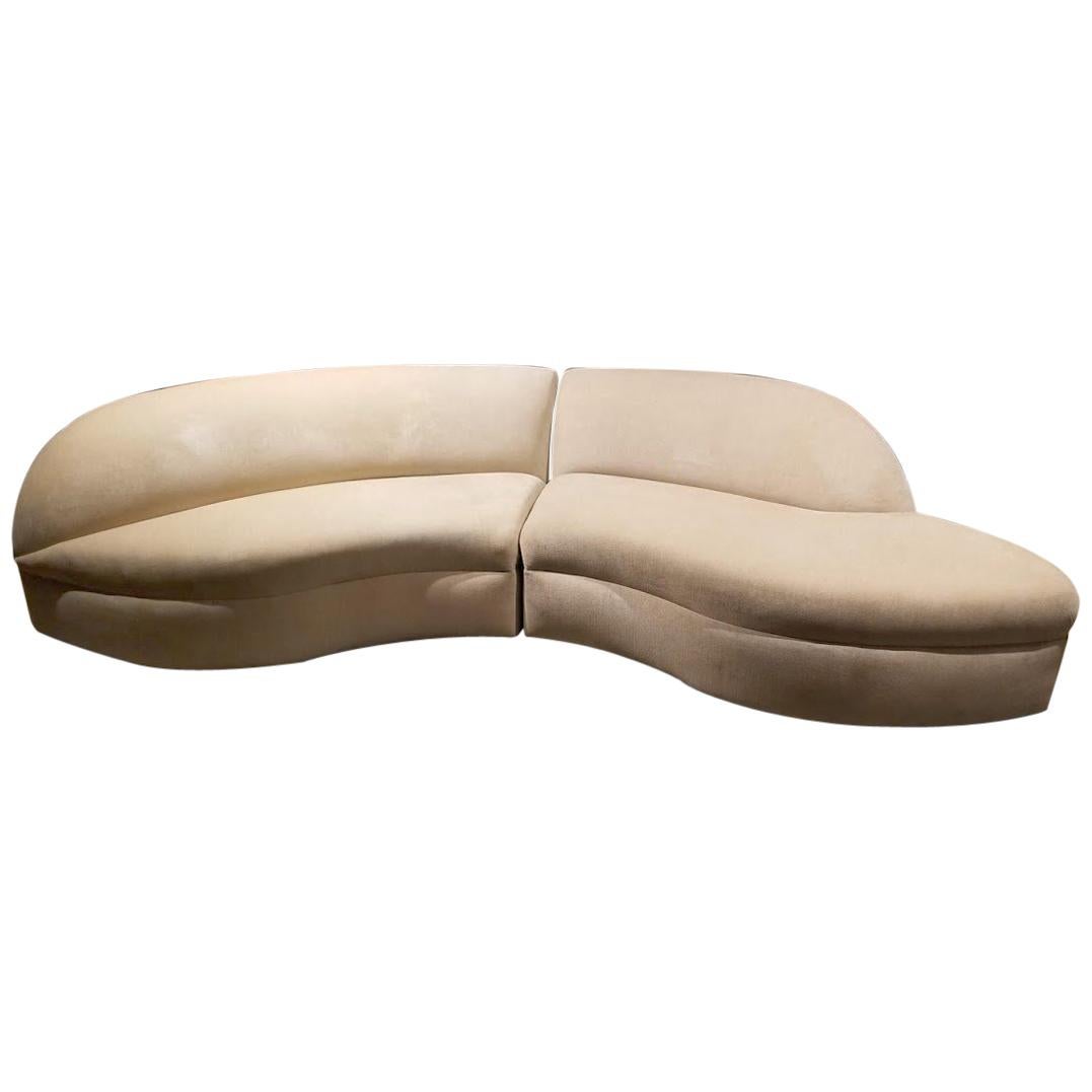 Elegant Weiman Preview Sectional Serpentine Curved Sofa at 1stDibs