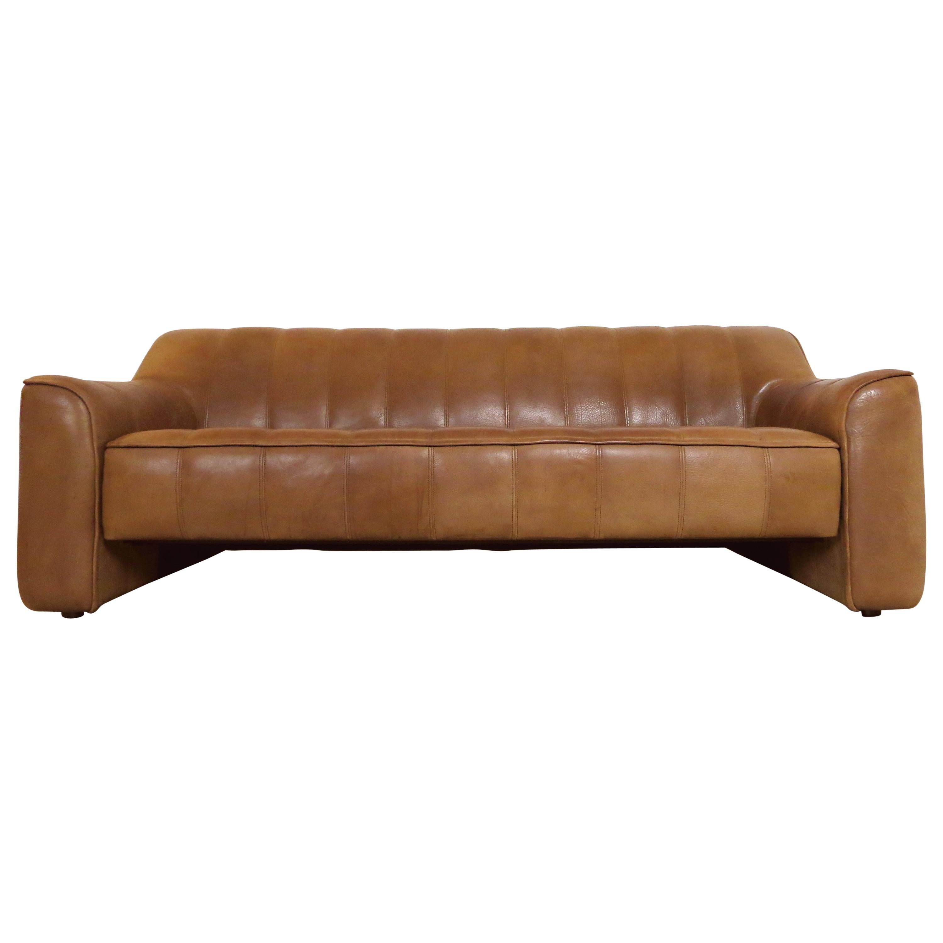 De Sede DS-44 Vintage Thick Buffalo Neck, Leather Lounge 3-Seat Sofa, 1970s