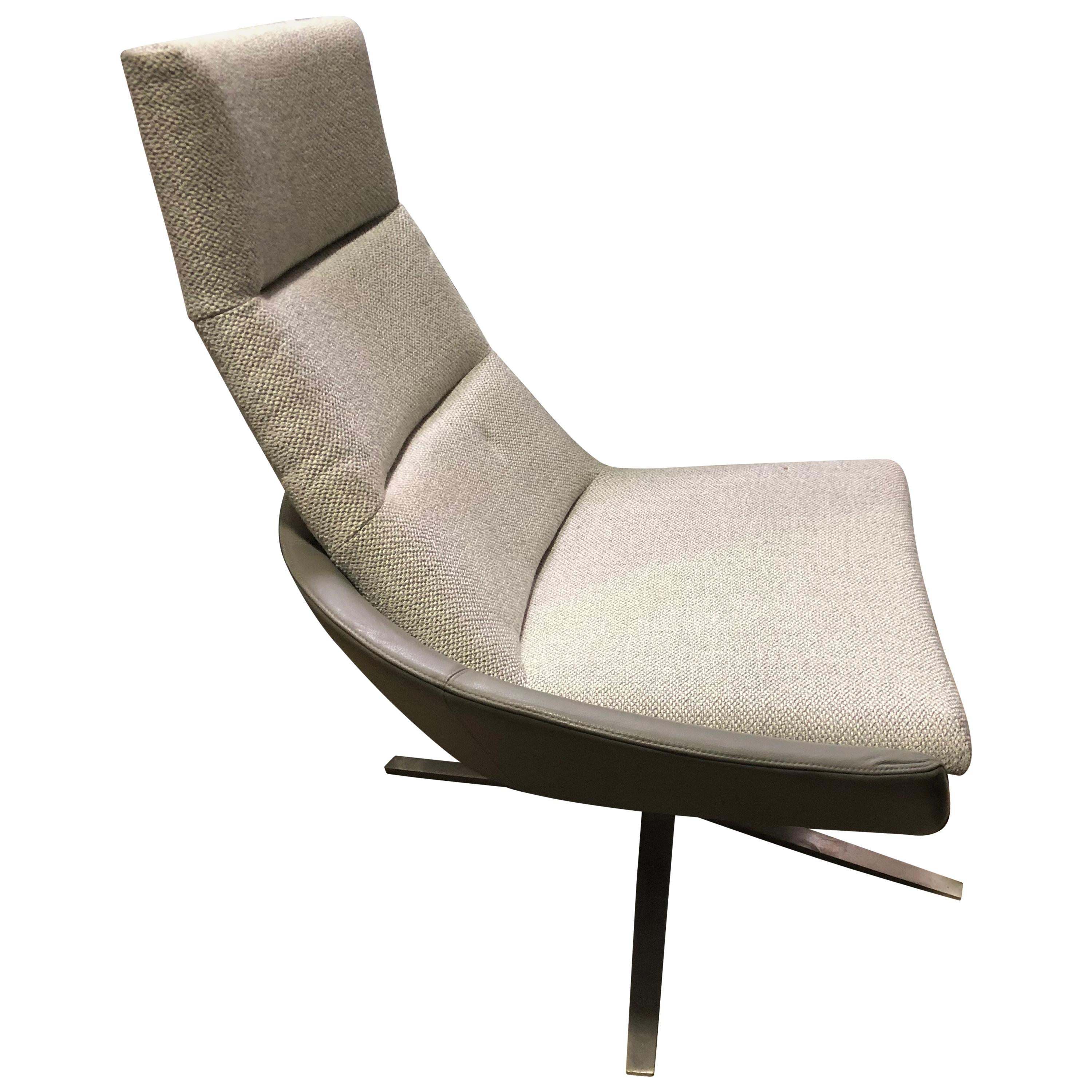 Montis Swivel High Back Gray Leather and Fabric Hugo Lounge
