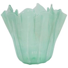 Italienische Murano-Kunstglas-Taschentuch-Vase im Venini-Stil