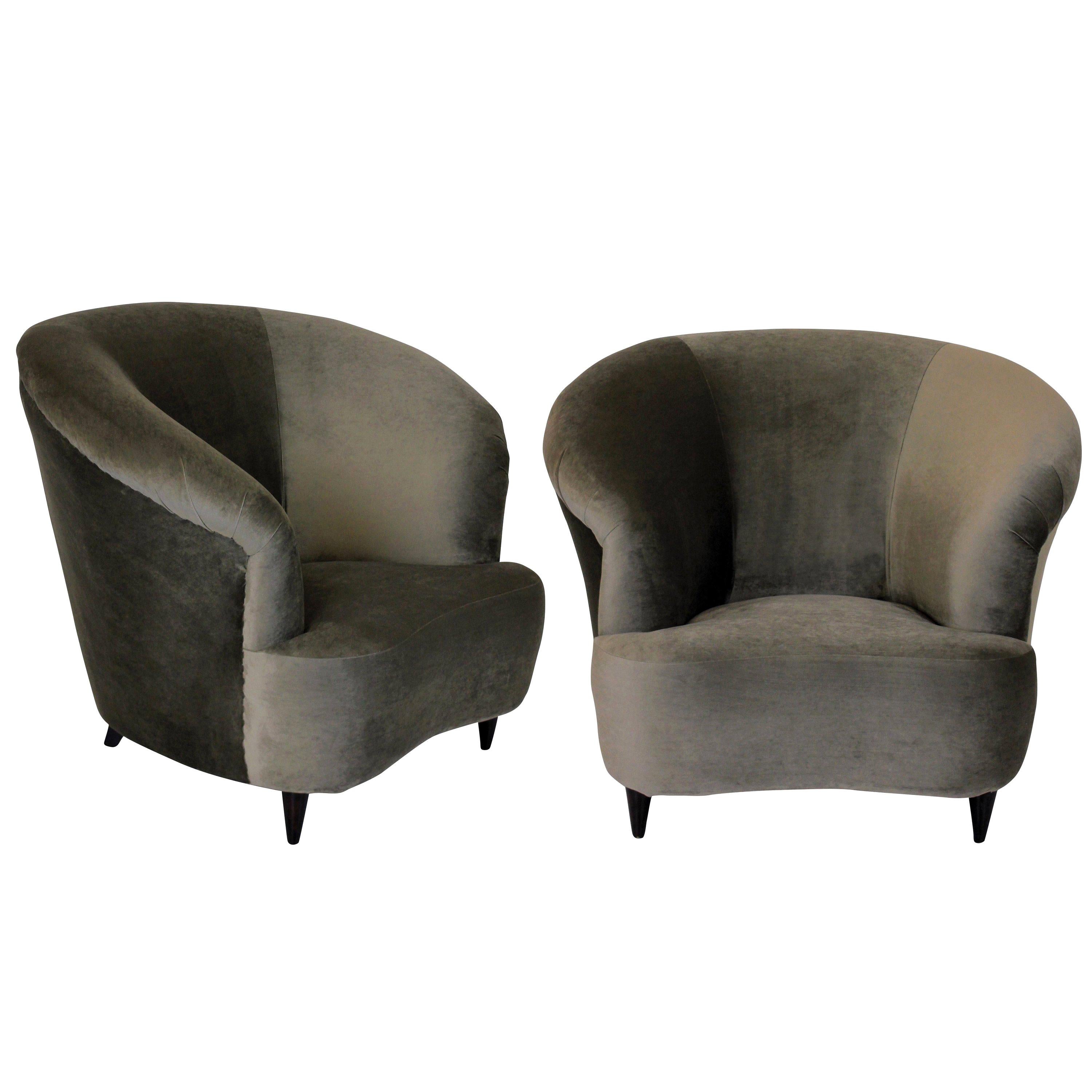 Pair of Large Sculptural Lounge Chairs by Parisi