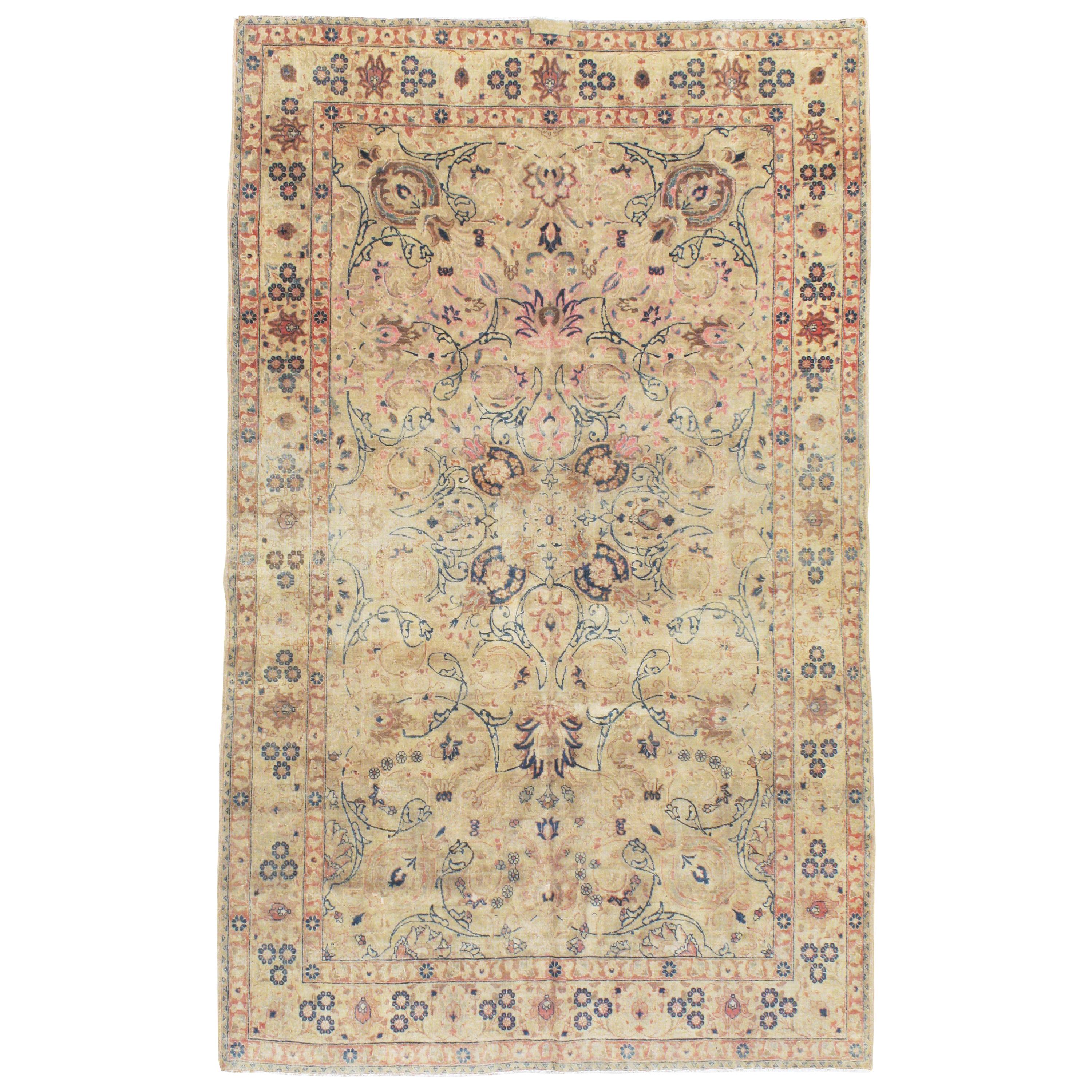 Tapis persan ancien de Tabriz en vente