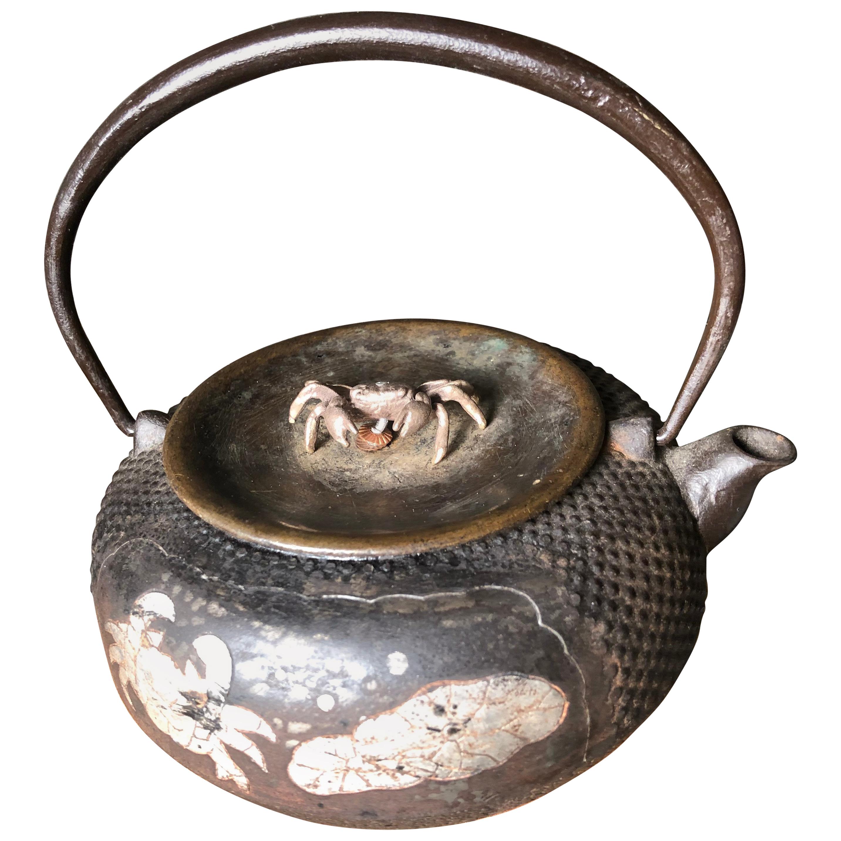 Japanese Fine Hand Cast Crab and Shells Theme Tea Pot Tetsubin, Signed 1930s