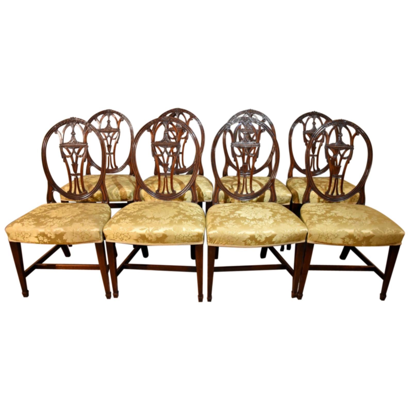 Very Fine Set of Eight Late 18th Century Hepplewhite Dining Chairs