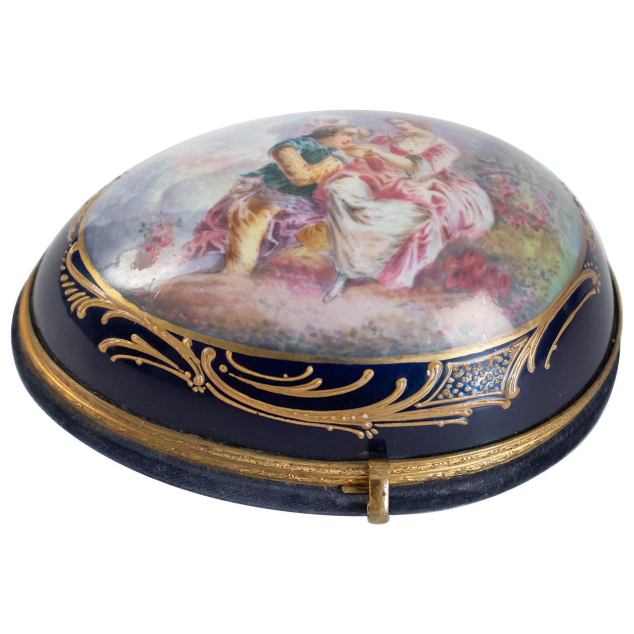 Half Egg Porcelain Sèvres Forming a Box, 19th Century, Napoleon III Period