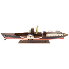 Maquette du bateau à vapeur danois Hjejlen:: bois noir et rouge